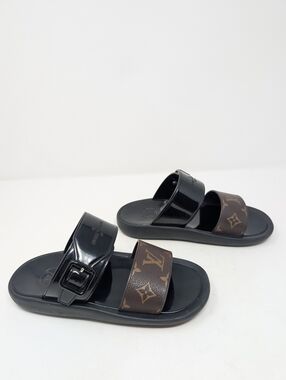Louis Vuitton Sunbath Monogram Slide Sandals Size 37